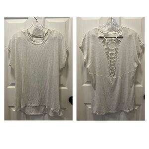 SHAPE LIKE NEW Women’s Open Back Short Sleeve Shirt - Sz Large